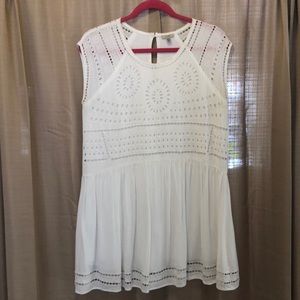 Romantic cotton mini dress
